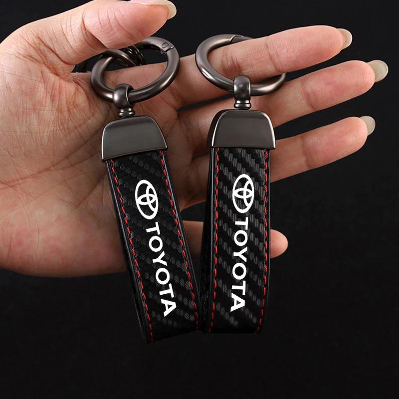 Carbon Fiber Leather Car Keychain Horseshoe Buckle Pendant For Toyota Camry Chr Corolla Rav4 Yaris Prius Keyring Accessories