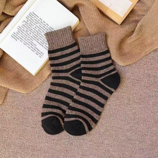 Men Striped Crew Socks Thickened Warm Ribbed Terry Socks Winter Thermal Casual Socks for Sports Daily Errands Work Wear
