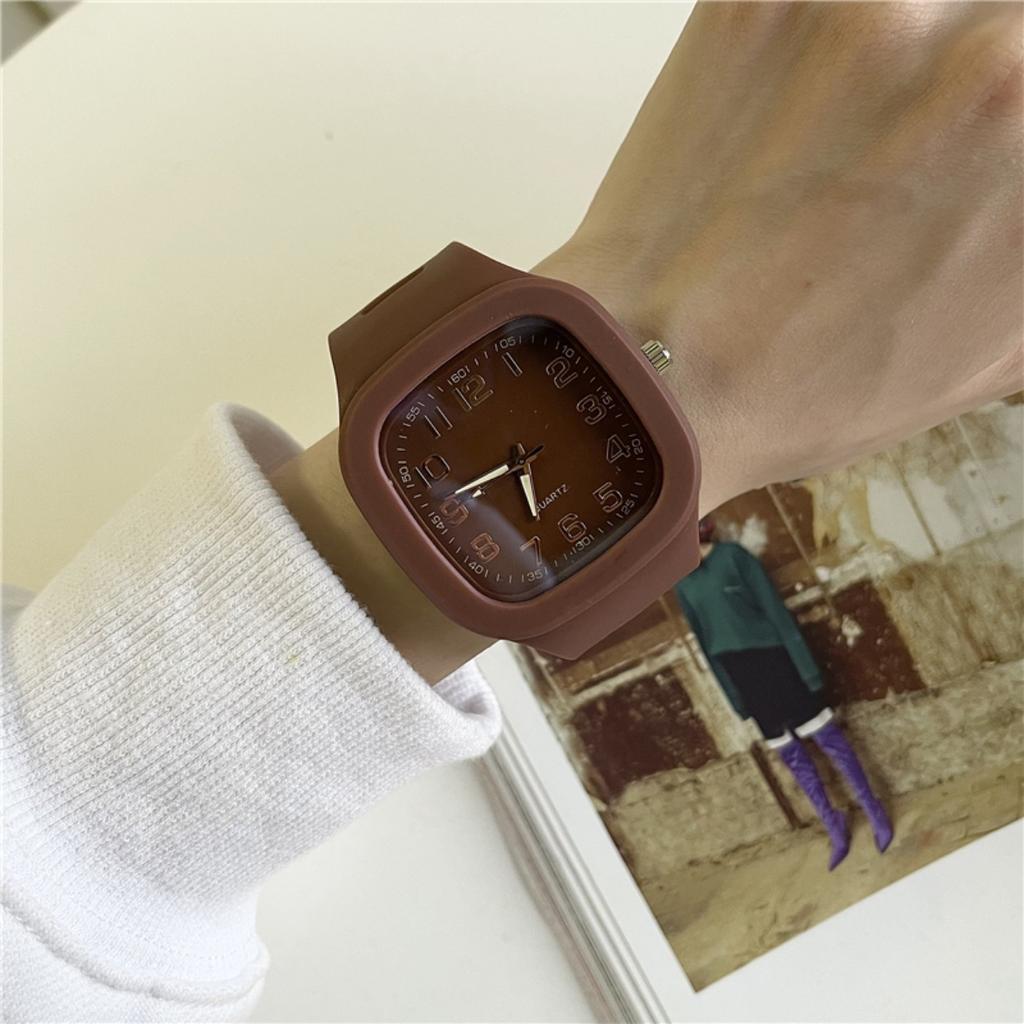 Mode Damenuhren Squartz Zifferblatt Uhr Damen Luxus Damen Quarz Armbanduhren Silikon Damen Uhr