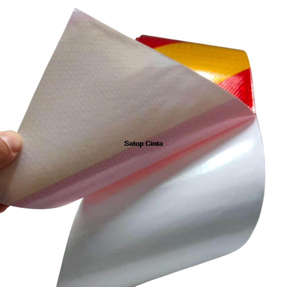 Customized Yellow-Red 15cm*3M Reflective Tapes Left Or Right Twill Warning Safety Stickers Night Reflector Self-Adhesive For Car