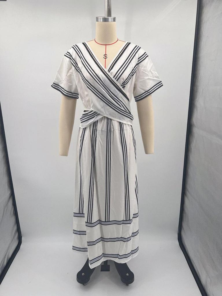 European & American V-neck Ruffle Big Swing Summer Dress - Women's Short Sleeve