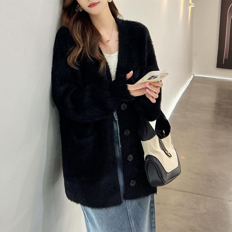 Temperament Elegant Imitation Mink V-neck Lazy Wind Sweater Women's Autumn and Winter Solid Color Pocket Knitted Cardigan