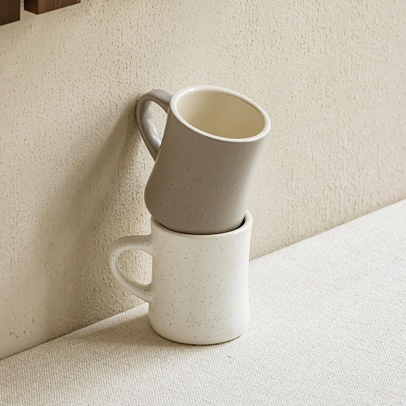 Nische Designgefühl Taillentasse Milchbecher Kaffeetasse kreativ niedlich Geschenktasse weibliche Keramiktasse Wasserbecher