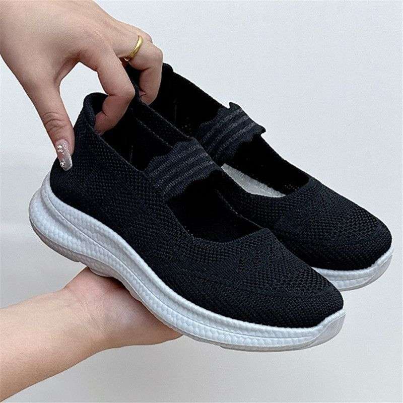 Old North cloth shoes women's breathable mesh shoes middle-aged and elderly flat-soled fly-woven one-pedal mother shoes soft-soled non-slip walking