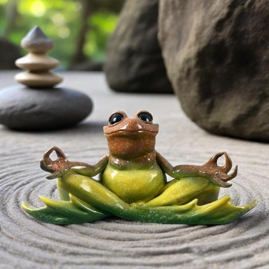 Meditation Frog Statue Sitting Frog Figurine Resin Animal Sculpture Indoor Outdoor Garden Desktop Decoration Ornament
