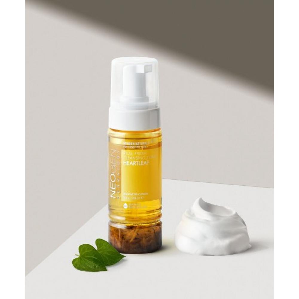 

Neogen Real Fresh Foam Сердце Лист none