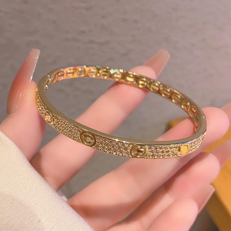 Gypsophila Bracelet, High-end, Light Luxury, Retro, Versatile and Niche 18CM