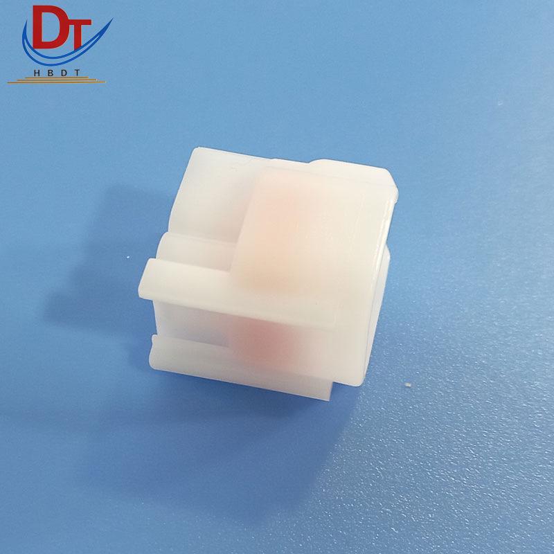 Automotive 4-Pin DJ7041Y-2.3-21/11 Plastic Wiring Harness Connector Housing Model A