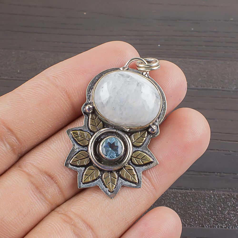 

Natural Rainbow Moonstone Gemstone 925 Sterling Silver Jewelry Pendant 1.58 AJP-2142
