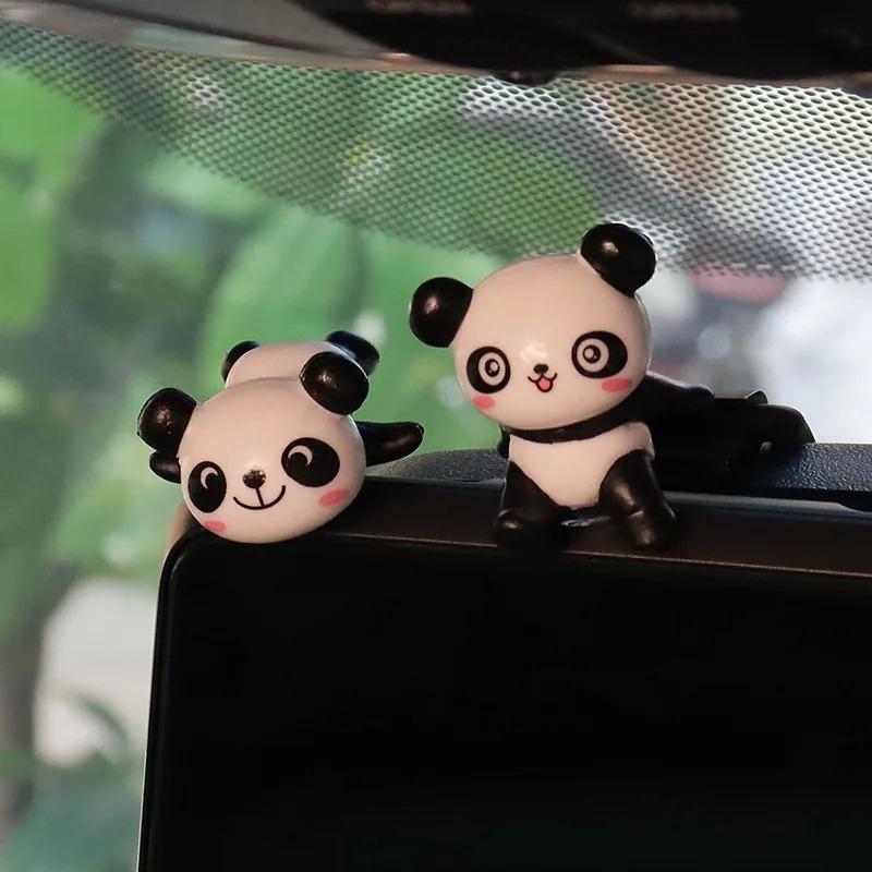 8 bucăți/set Accesorii pentru mașină Panda drăguț Jucării amuzante pentru interior Decorare mașină Tablou de bord Mini desene animate Bricolaj Ornament auto Accesorii decor