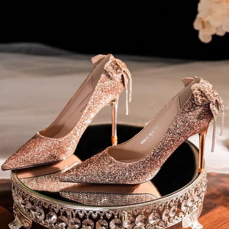 2025 Nové špičaté křišťálové motýlkové vysoké podpatky pro družičky, zásnubní boty, štíhlé podpatky, neunavující lodičky
