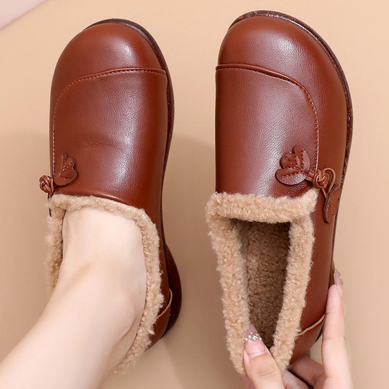 Winter Velvet Beanie Shoes Women's Soft-soled Leather Shoes One Pedal Fluffy Shoes Mother Shoes Cotton Shoes Middle-aged and Elderly Velvet Winter
