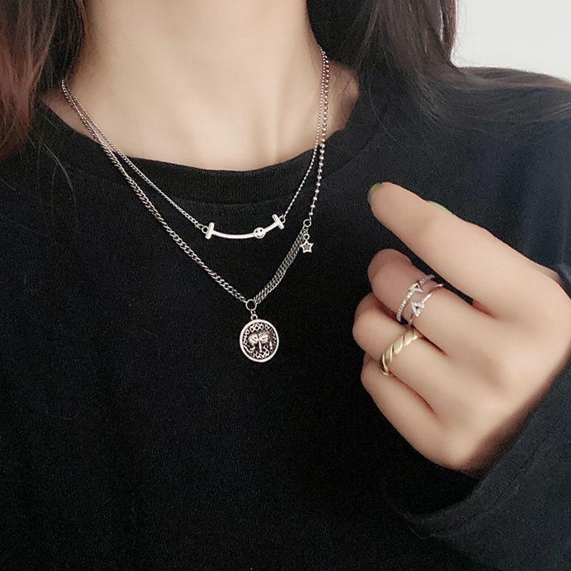 Trendy Elephant Smiley Face Clavicle Necklace: Retro & All-Match Jewelry for Women
