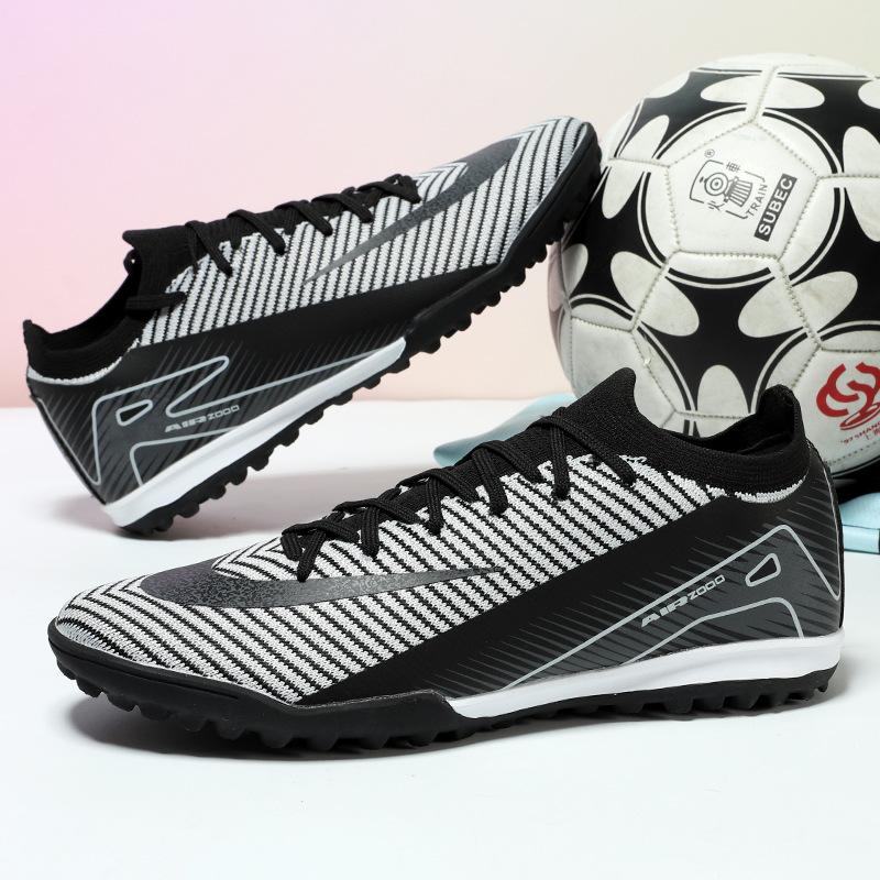 Student Spike Sports Youth Football Shoes Men's and Women's Fly-woven Children's Low-top Training Shoes Seamlessly