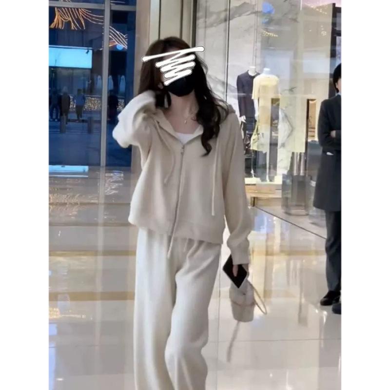 

Plus Size Women s Casual Autumn Two-Piece Set: Slimming Hoodie Sports Suit for 200-300 Jin XL абрикосовый