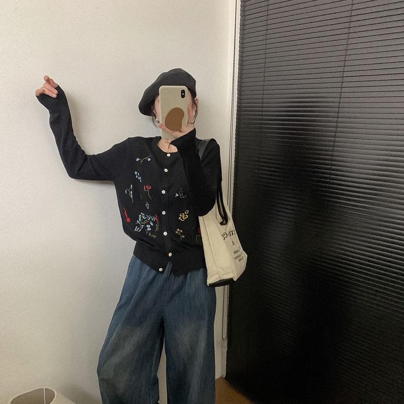 Leichte Strickjacke für Damen aus 50 % Wolle und 50 % Maulbeerseide – vielseitige Strickware für 4 Jahreszeiten für ganzjährigen Komfort und Stil