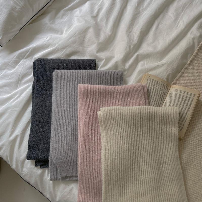 New fashion style solid color simple multi-color delicate skin-friendly knitted scarf