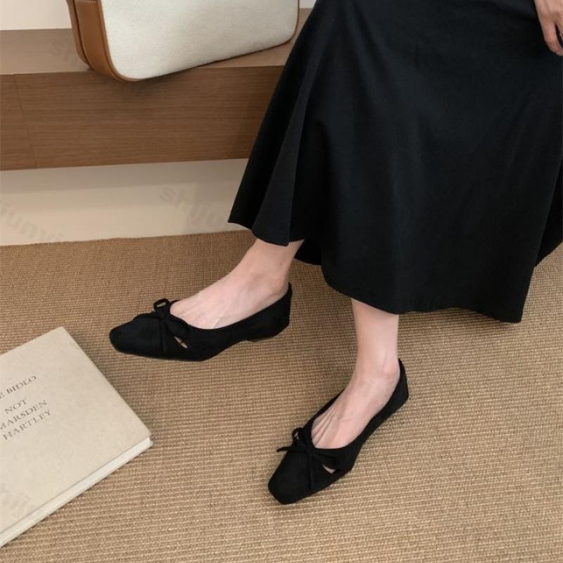 Damskie Buty na Niskim Obcasie 2026 Jesień Nowe Vintage Węzeł Kokardkowy Antypoślizgowe Luksusowe Buty Lekkość Komfort Miękka Podeszwa Modne Buty Jednolite