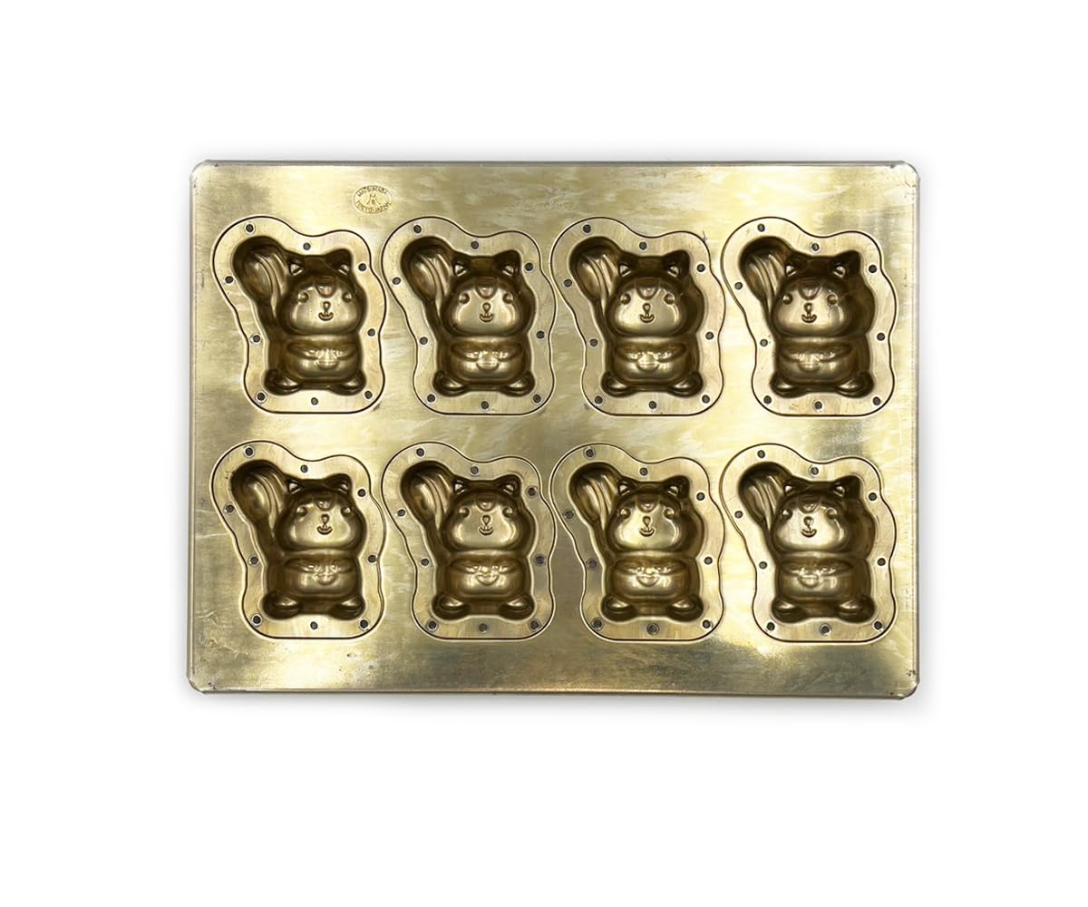 

Matsunaga Manufacturing Golden Squirrel Poo Baking Sheet 8P