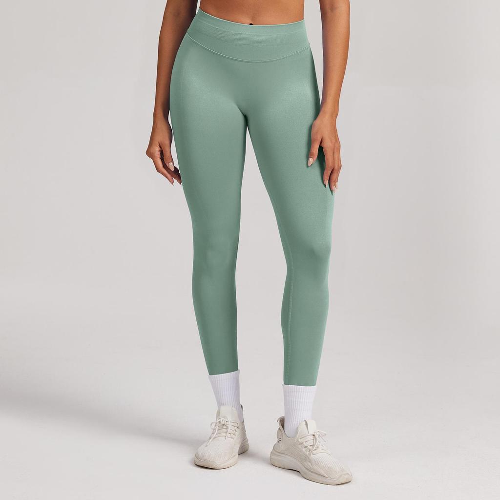 Seamless Matte Nylon Yoga & Running Pants with Hip-Enhancing Waist