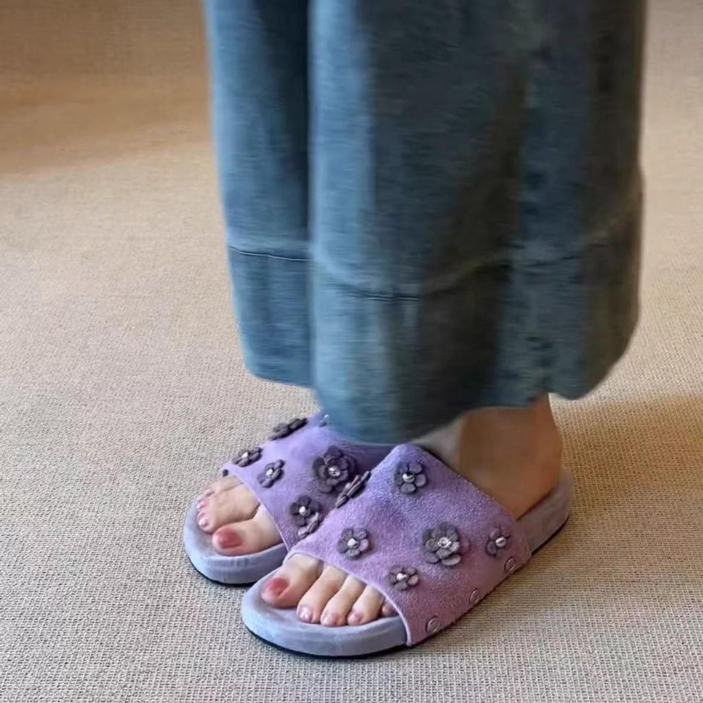 2025 New French Retro Style Fashion Temperament Pearl Flowers Versatile with Skirt Open-toed Platform Slippers Women