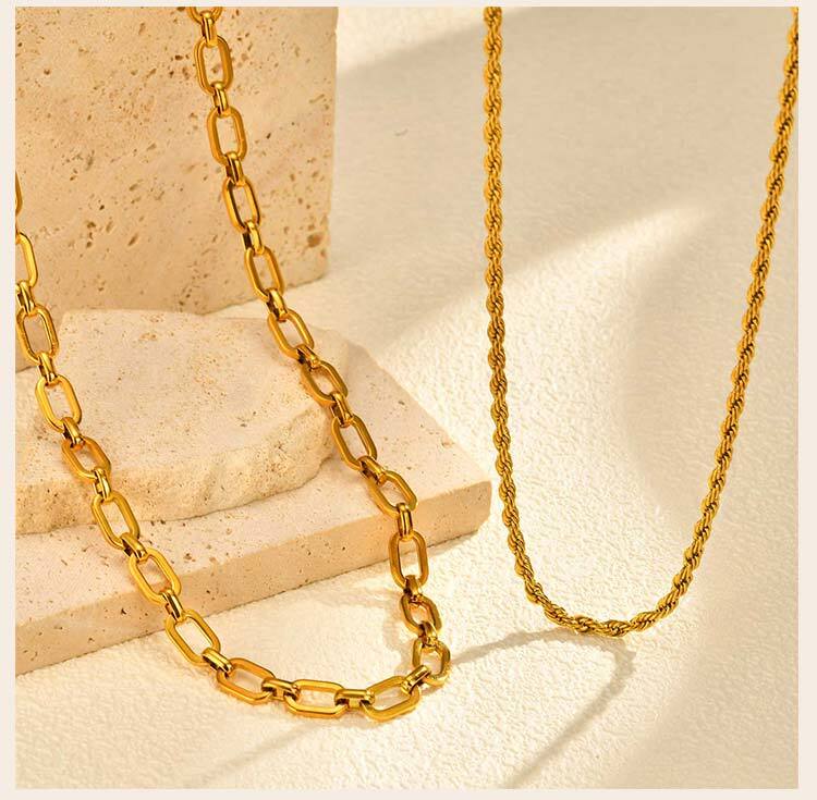Chunky Chain Rope Link Stackable Necklace for Women, Stainless Steel Minimalist Jewelry, Gold Plated Oval Collar Chain Jewelry