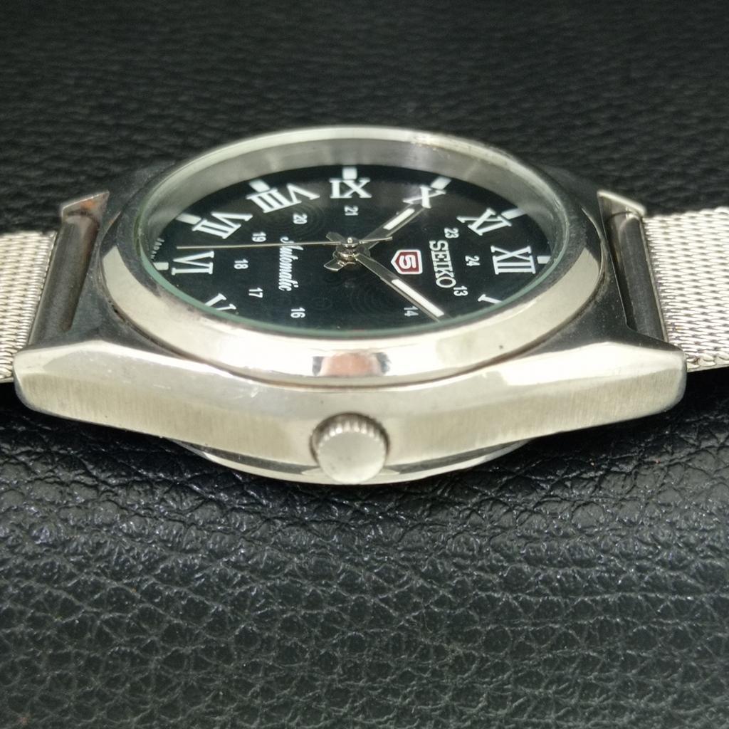 VINTAGE SEIKO 5 AUTOMATIC 7005A JAPAN MENS BLACK COLOR DIAL WATCH A708505-1