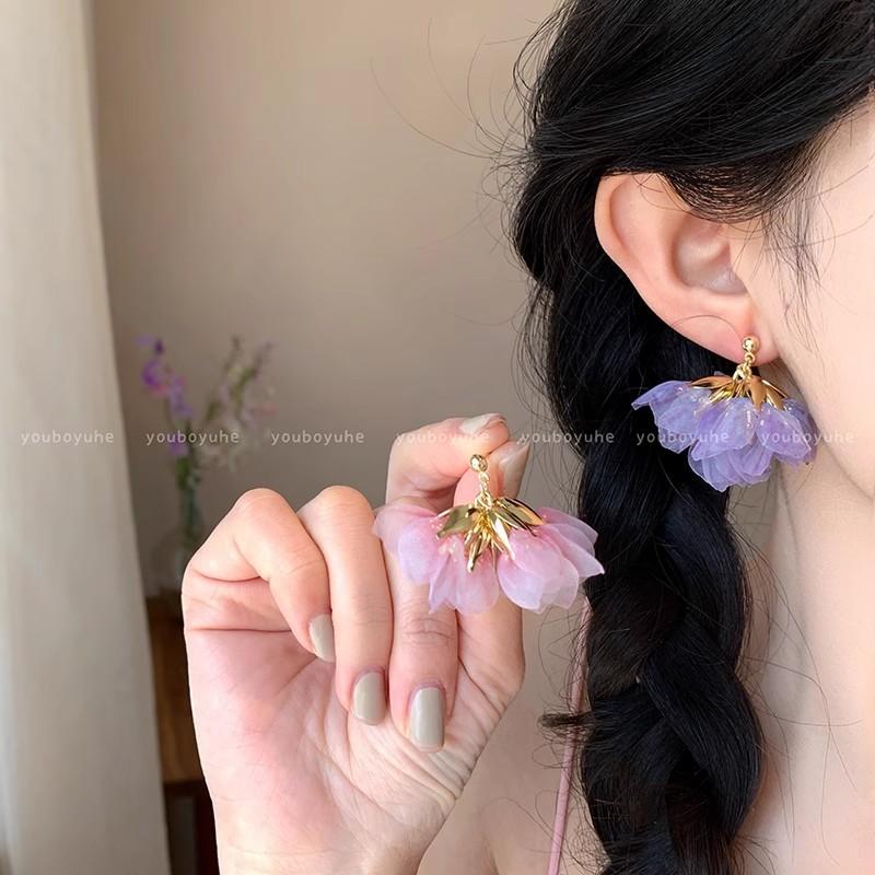 Floral Earrings - Women's Summer Sweet Petal-style Earrings with A Sophisticated and Unique Design, Exuding An Elegant and Exclusive Charm.