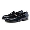 2024 Fashion Pointed Toe Dress Shoes Men Loafers Patent Leather Oxford Shoes for Men Formal Mariage Wedding Shoes Zapatos Hombre