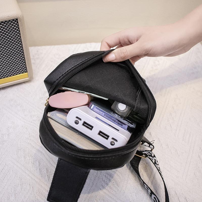 Women's Crossbody Bag Rhombus Embroidered Breast Bag Versatile Niche Women's Bag