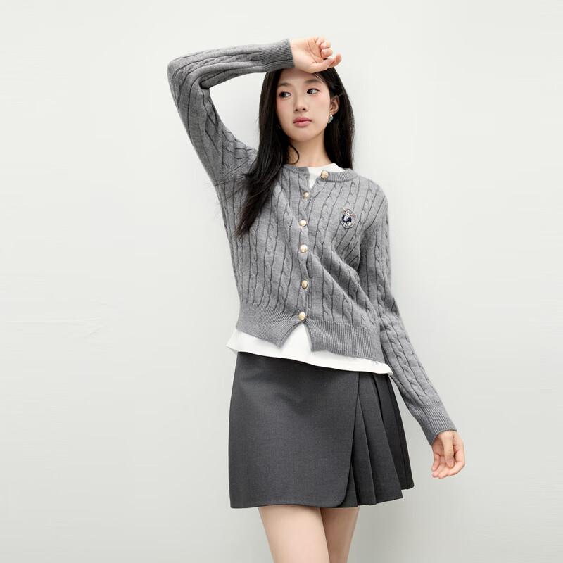 Qiusbuyi Women's Classic Fitted Round Neck Knit Cardigan