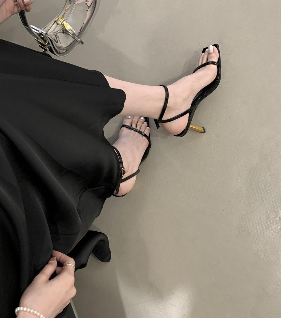 European and American Small Gold Bars Poplar Woods Square Head High Heel One-word Sandals Sexy Thin Heel Open-toed Women's Shoes Simple Cross Straps