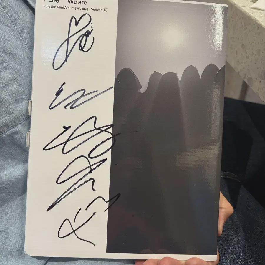 

Автограф-альбом Gidle