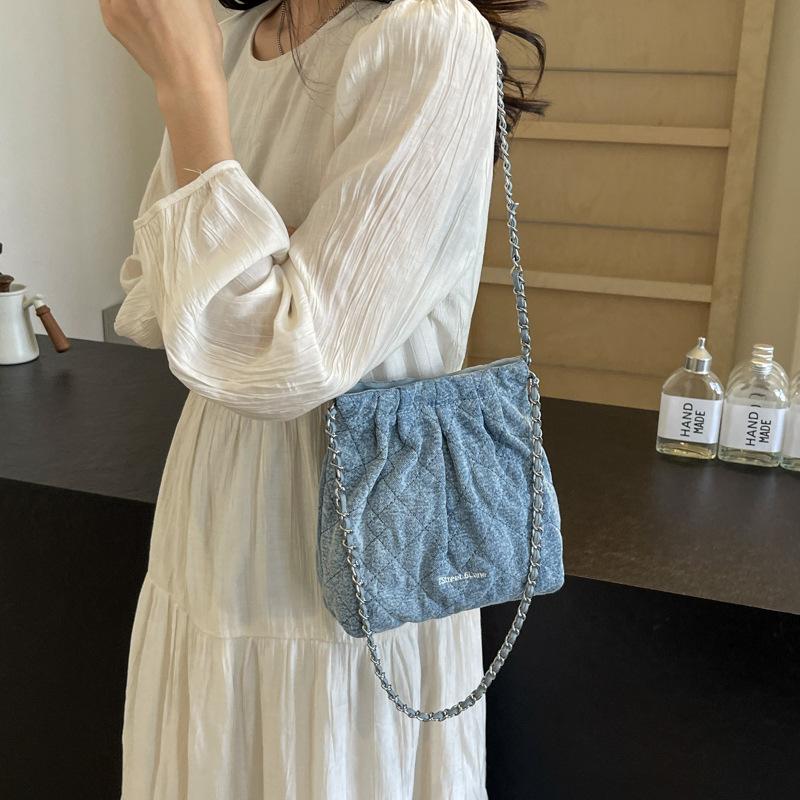 This Year's Popular Bag Women's 2025 New Trendy Personalized Denim Chain Bag Versatile Drawstring Shoulder Armpit Bag
