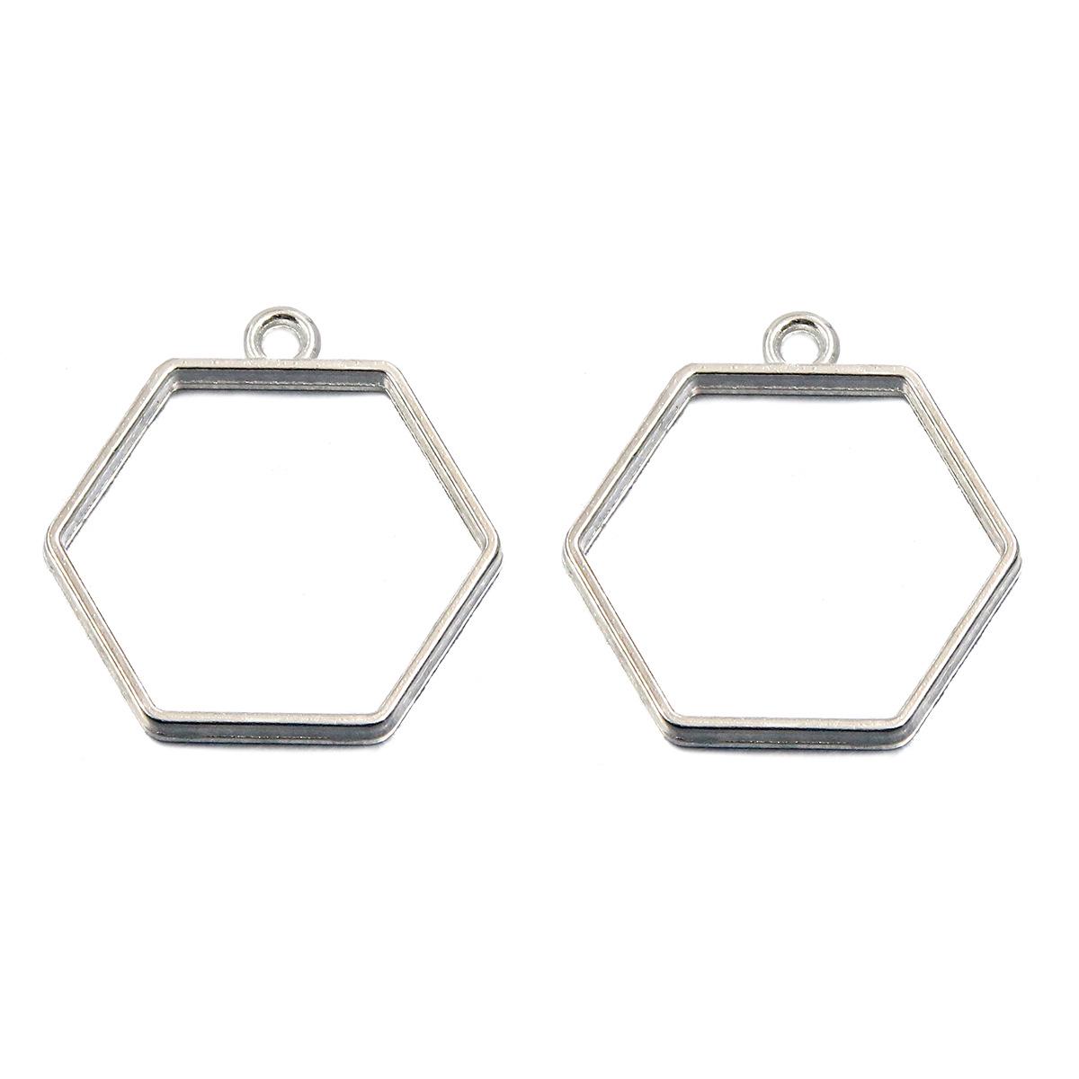 2017 White Geometric Alloy Heart & Rhombus Pendant 1 piece White K color
