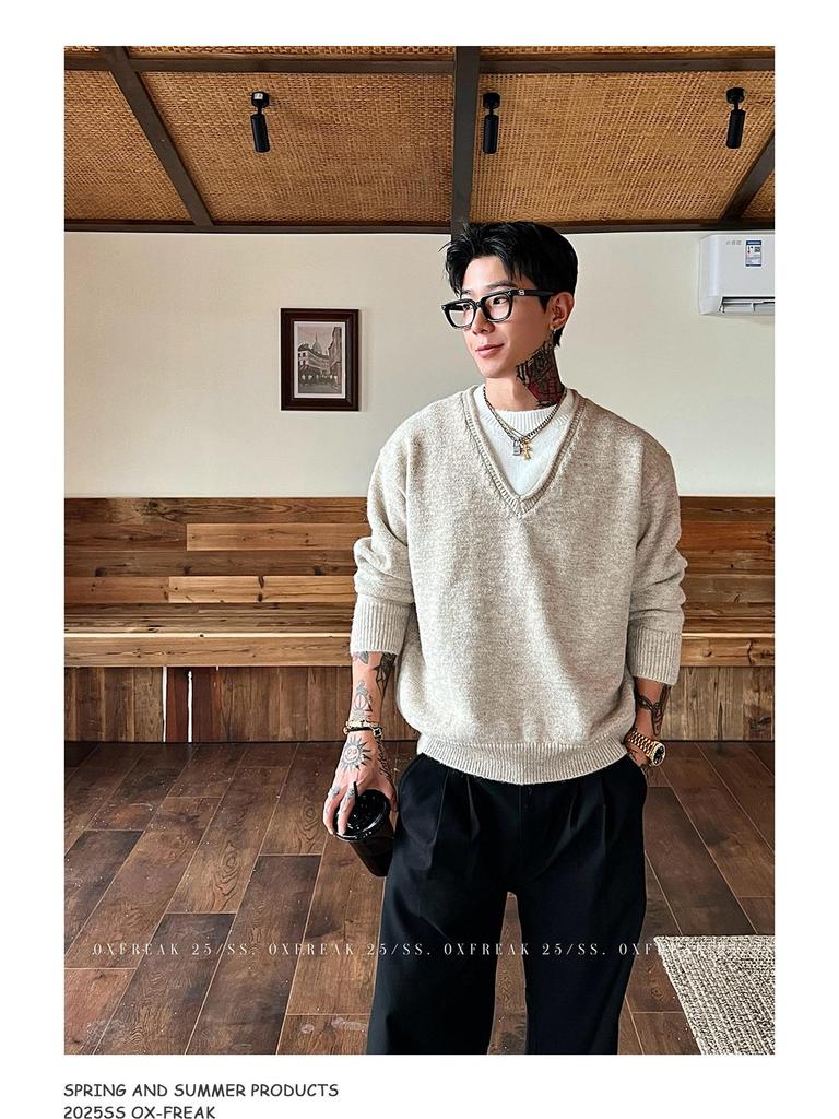 Men's 2025 Autumn/Winter Old Money Style Loose Faux Two-Piece V-Neck Sweater