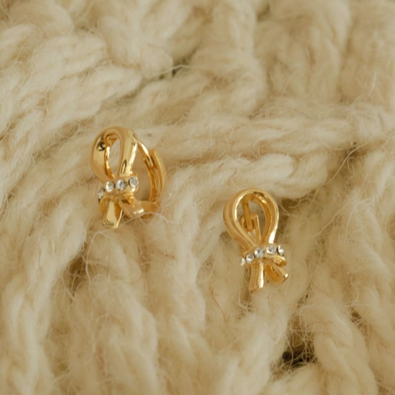 

Primaute Rope Cubic Earring SILVER(PRE432-WH)