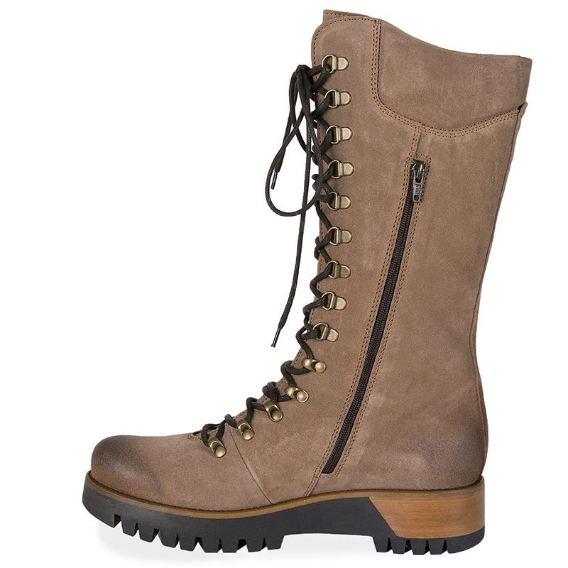 Женские модные ботинки — фото 5