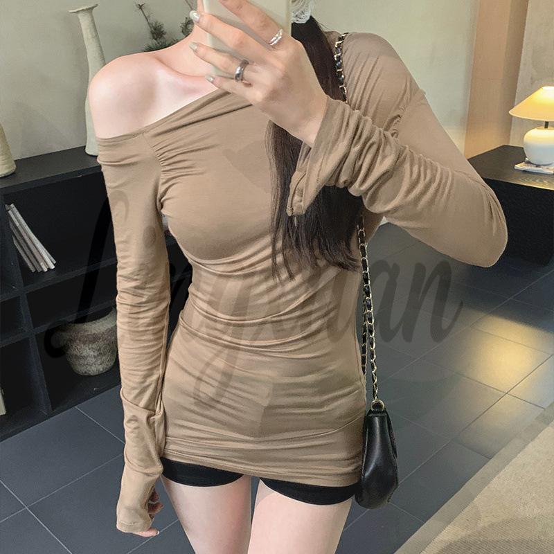 

Women s Diagonal Off-the-Shoulder Long-Sleeve Top - Sexy Early Autumn Style XL