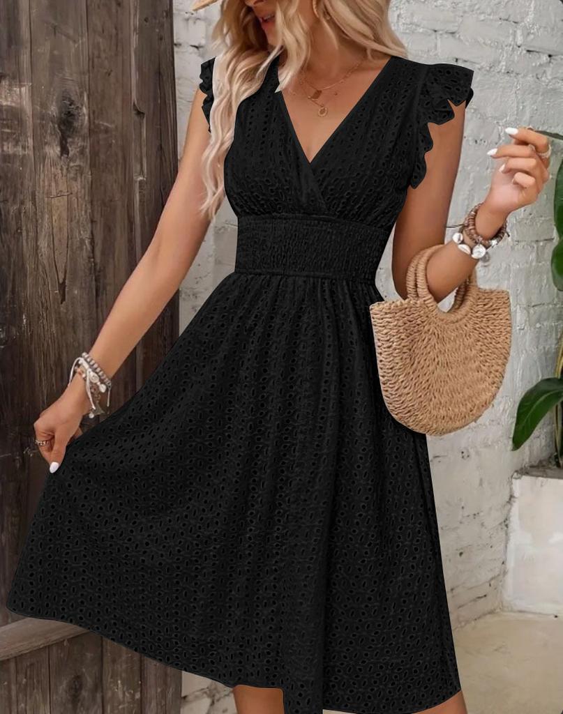 Léto, dámské šaty, šaty s rukávy ve tvaru lotosového listu, šaty s výstřihem do V, prolamovaná výšivka, elegantní pasové šaty