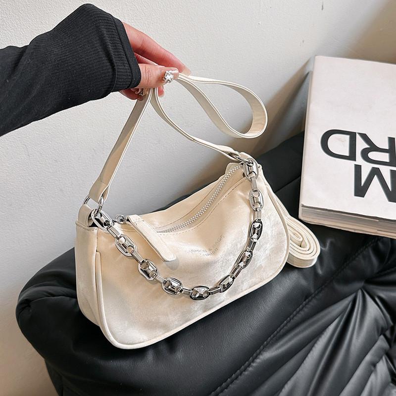 IELGY Underarm Bag Texture Ladies Chain Shoulder Messenger Bag Spring Summer Portable Simple Small Square Bag