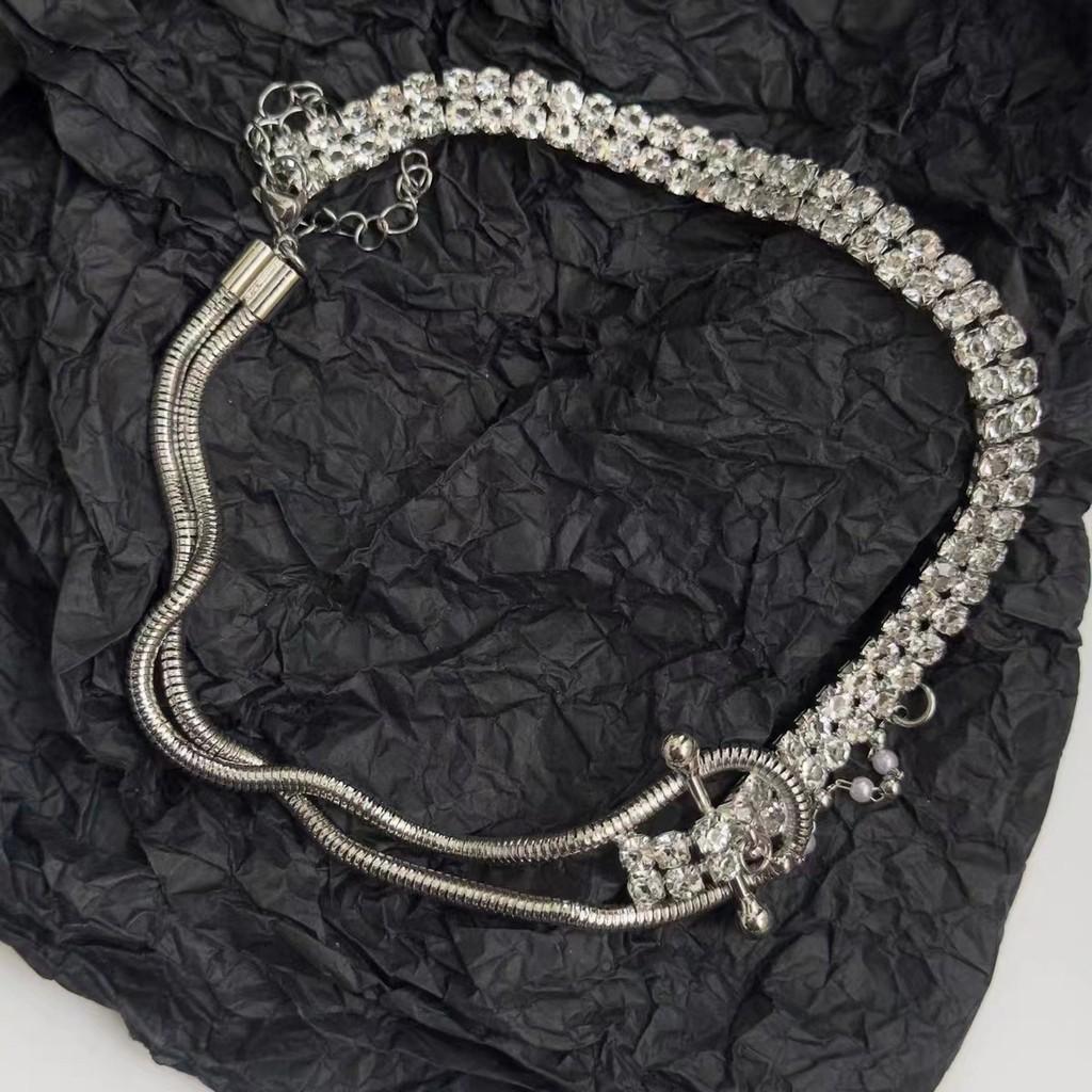 Steel Chic Titanium Bracelet For Women Sparkling Geometric Jewelry Design