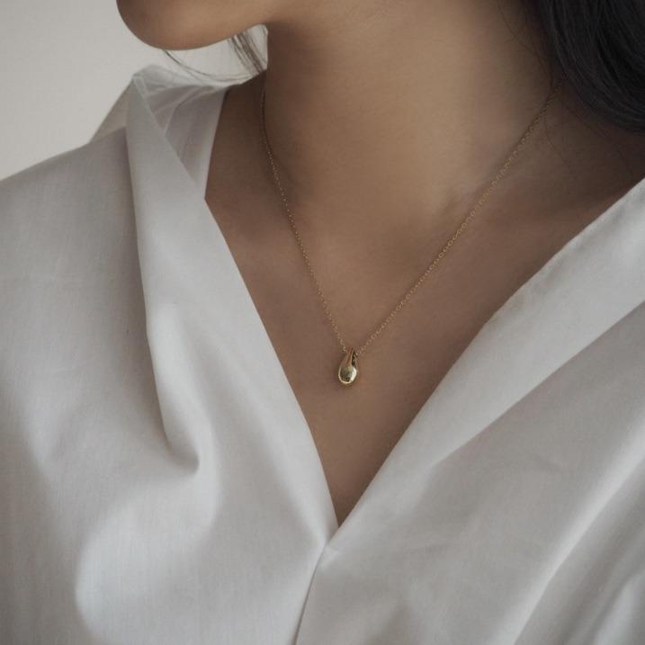 Gold/Silver Plated Pear Pendant Necklace for Women | Tear Pendant Necklaces Drop Pedant Necklace for Women Birthday Gift