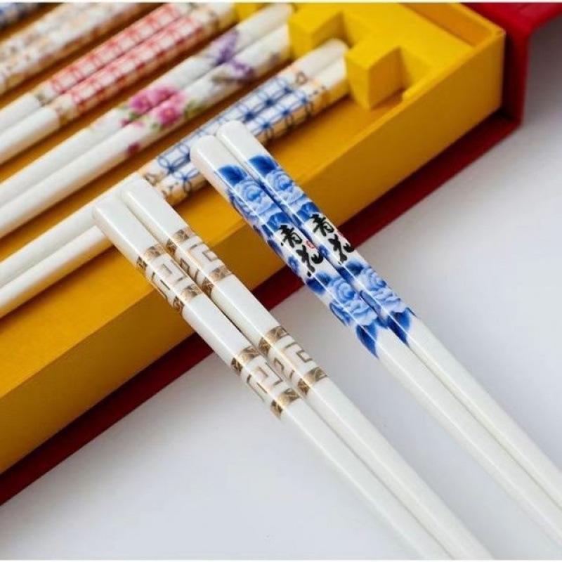 Jingdezhen Keramik Essstäbchen: Schimmelresistent, Rutschfest, Langlebig, Hitzebeständig, Leicht zu Reinigen, Verformungsbeständig, Umweltfreundlich für den Heimgebrauch