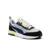 R22 Sneakers