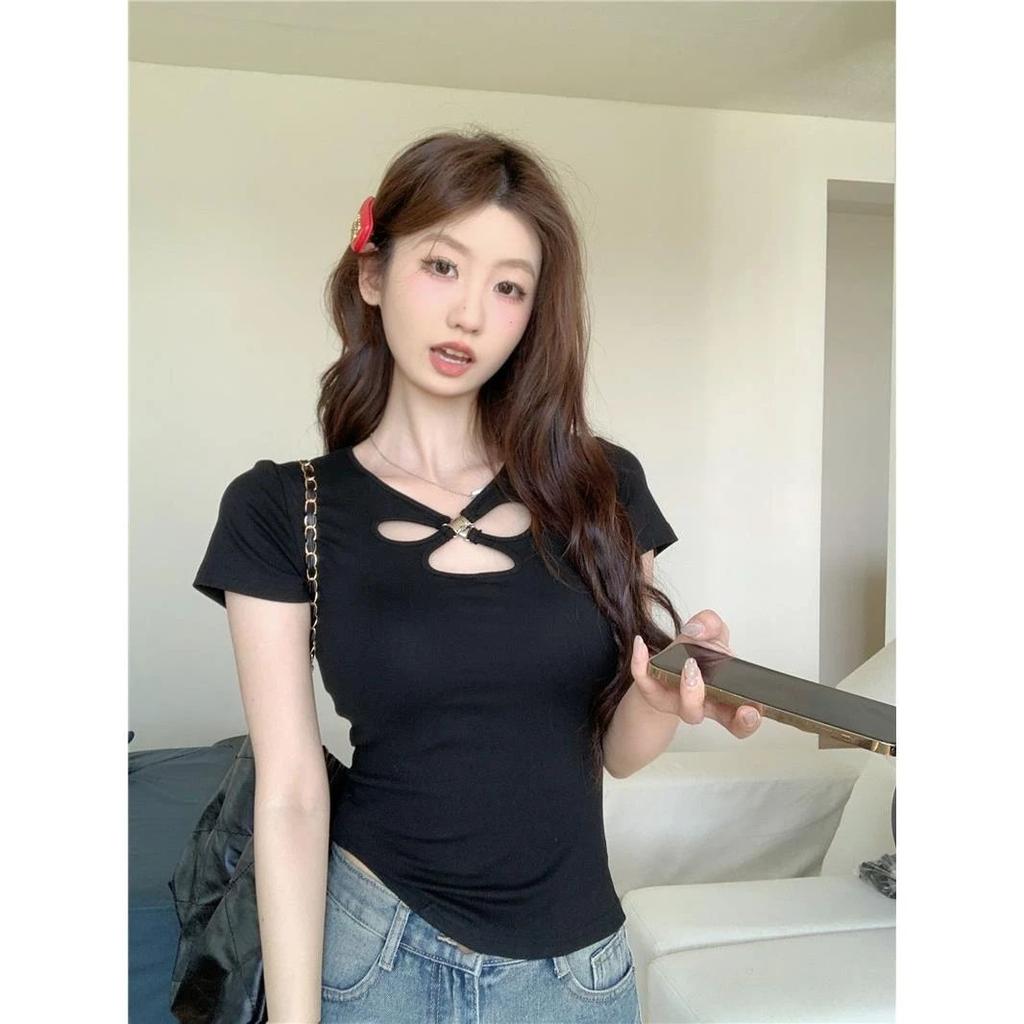 Nové letní designové tričko s krátkým rukávem pro ženy a sexy horké dívky, čistý štíhlý základní top