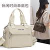Handväska Casual damväska Ny lätt axelväska i nylonduk Enkel liten fyrkantig väska Mode messenger-väska