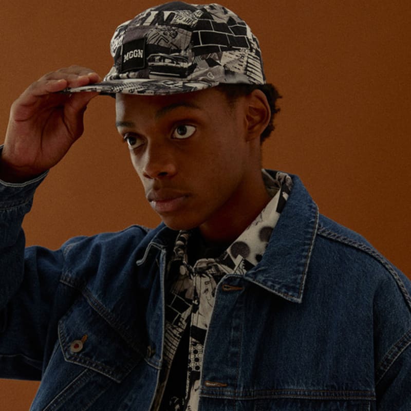 MAGOODGAN Kopfbedeckung 9305 Collage-Print Mono Camp Cap