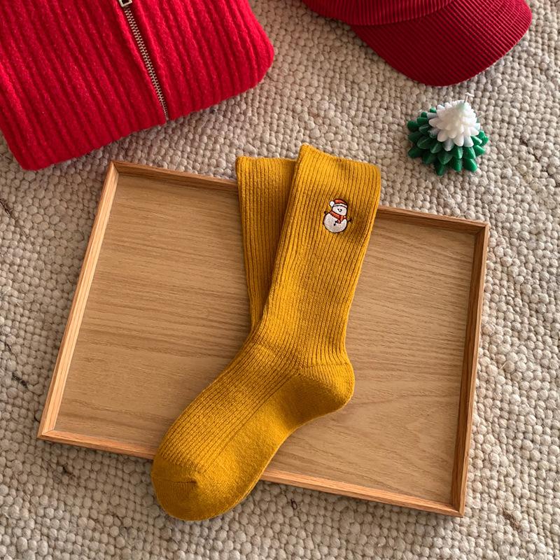 5 Pairs of New Autumn and Winter Embroidery Christmas Tube Socks