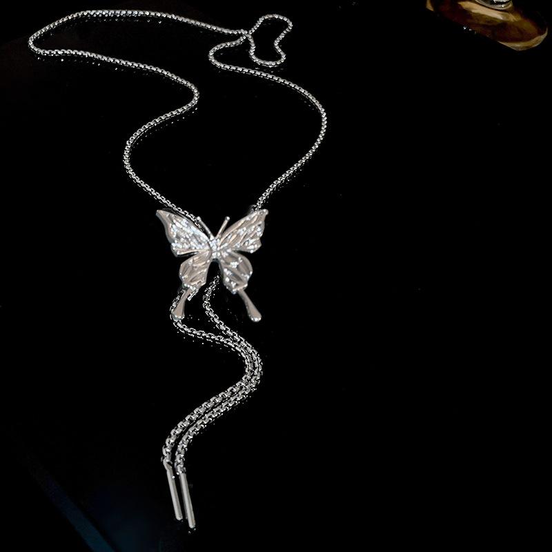 Melad Coffee Colored Tiger Eye Stone Bead Necklace, Niche Retro Collarbone Chain, Personalized and Fashionable Design Accessory